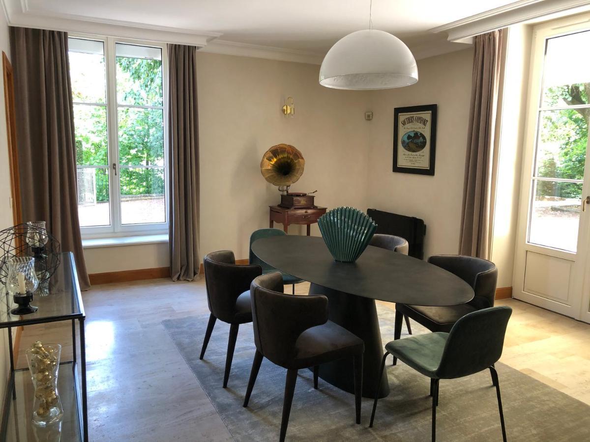 La Souveraine Saint-Genis-Laval Extérieur photo